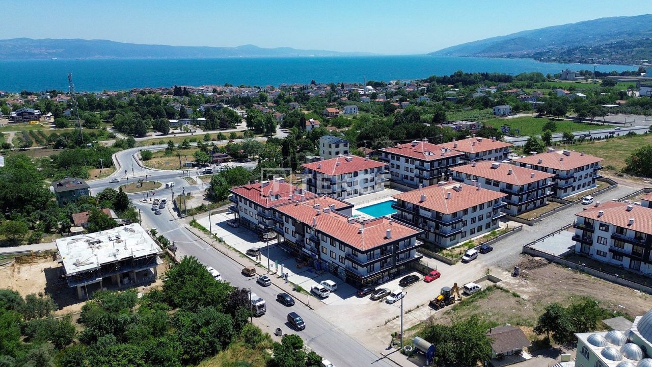 Apartment Altınova, Turkey, 146 m² - picture 1