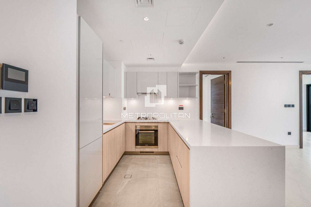 Apartment in Dubai, UAE, 145 m² - picture 1