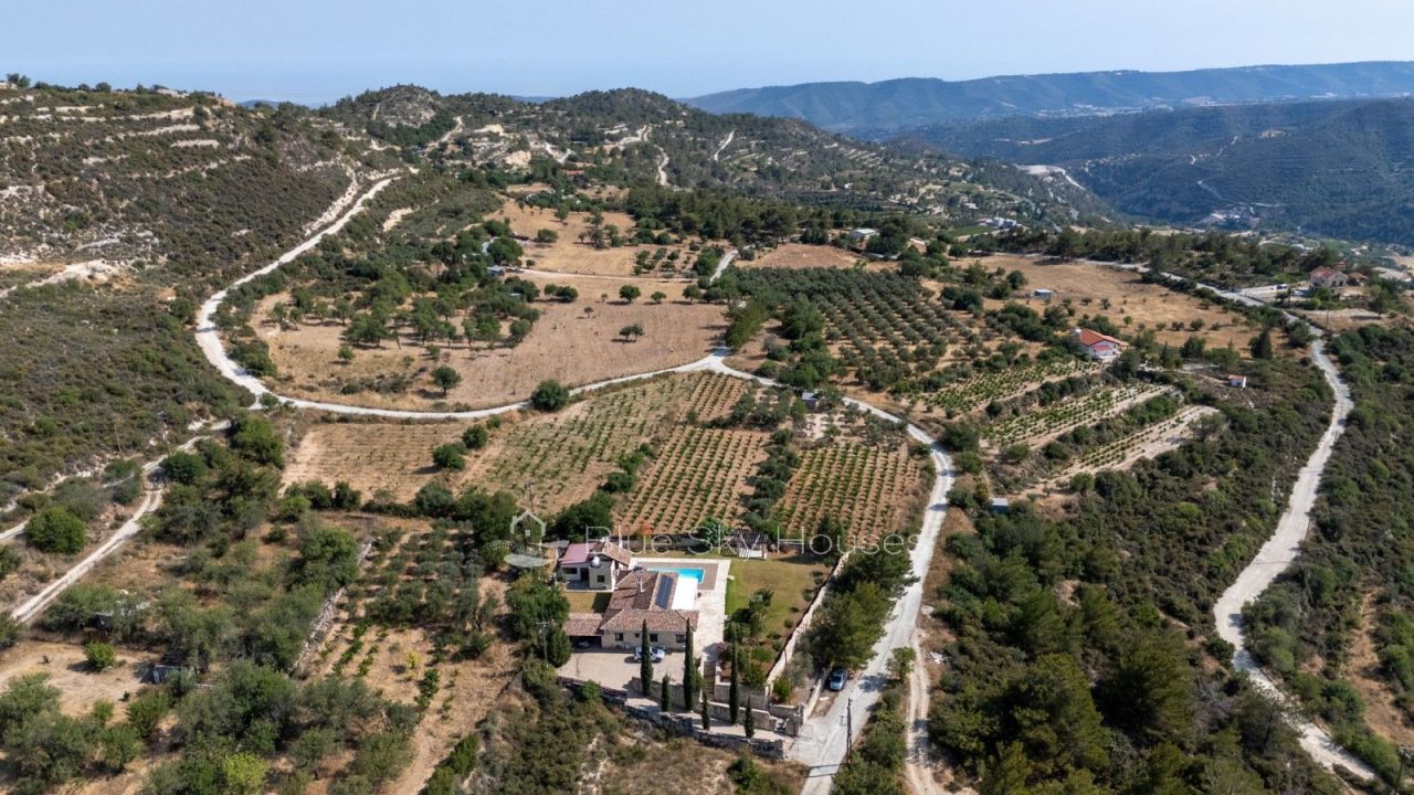 Villa à Limassol, Chypre, 144 m² - image 1