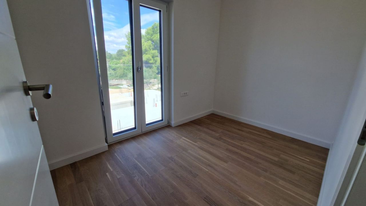 Apartamento en Zadar, Croacia, 130 m² - imagen 9