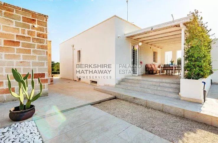 Villa a Ostuni, Italia, 308 m² - foto 3