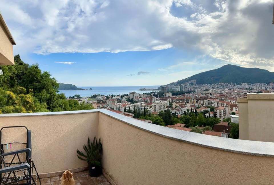Appartement à Budva, Monténégro, 45 m² - image 1