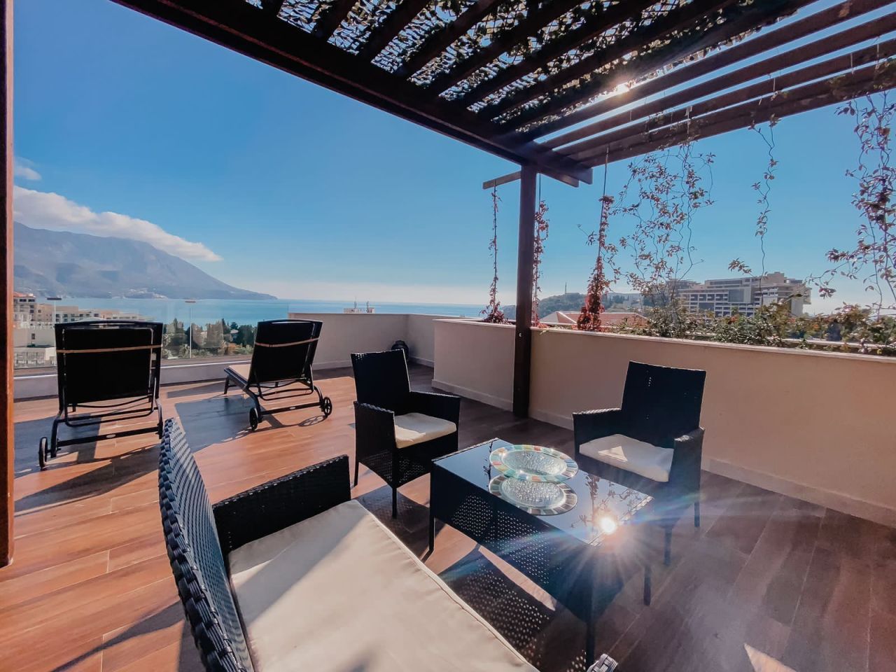 Wohnung in Becici, Montenegro, 58 m² - Foto 1