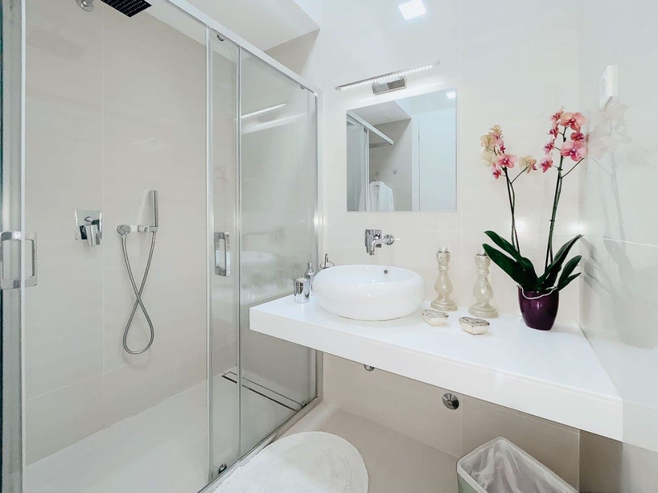 Gewerbeimmobilien in Becici, Montenegro, 122 m² - Foto 7