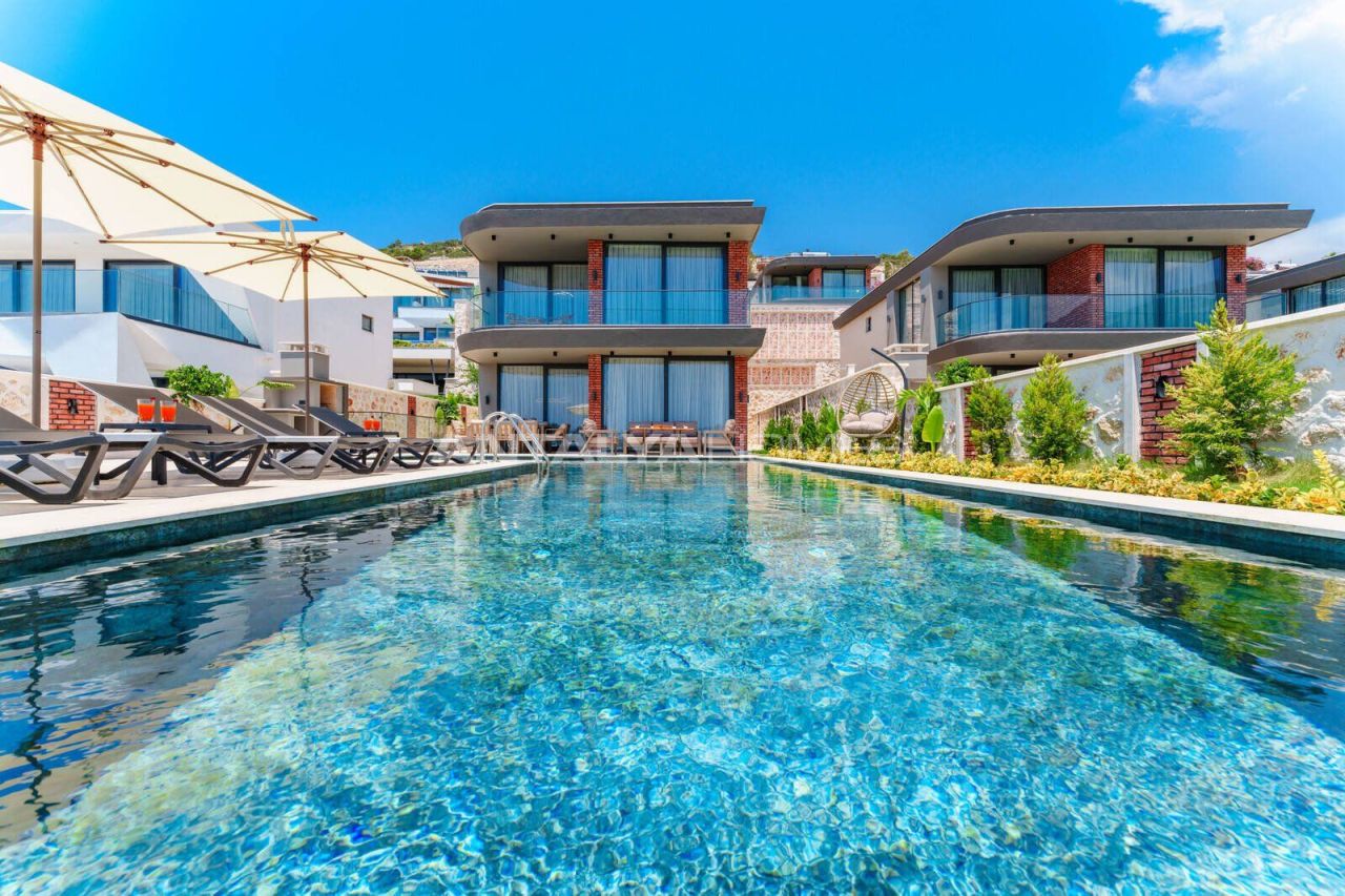Villa in Kalkan, Türkei, 455 m² - Foto 1