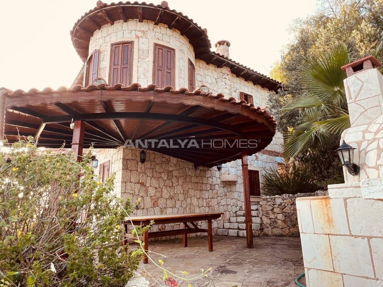 Villa en Kaş, Turquia, 350 m² - imagen 1