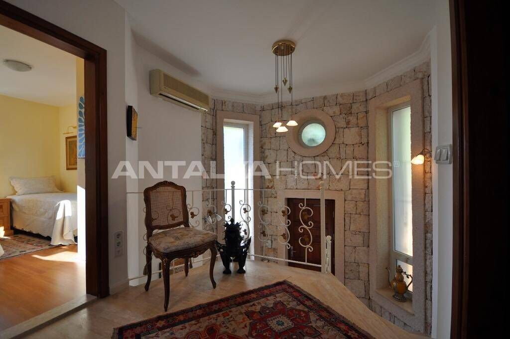 Villa in Kaş, Turkey, 350 m² - picture 13