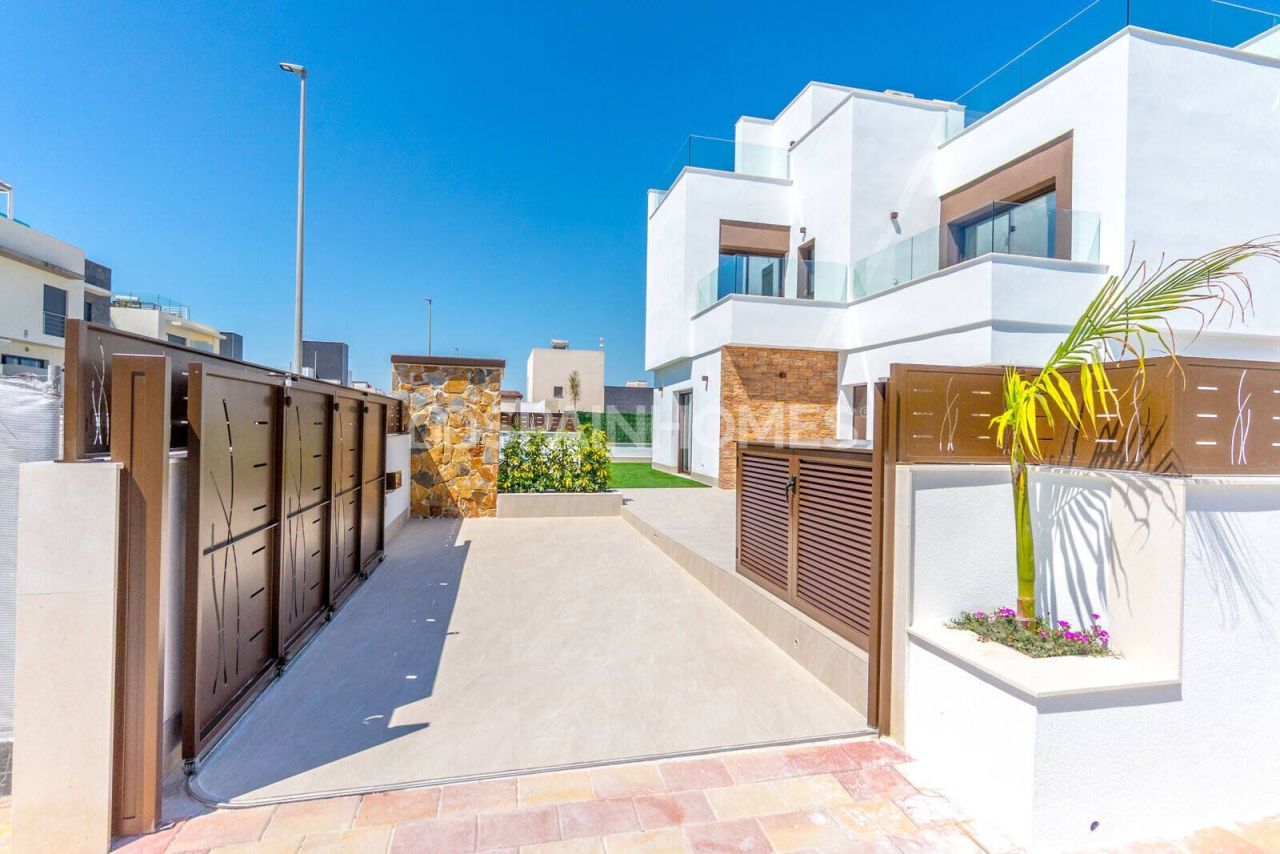 Villa in Benijófar, Spanien, 119 m² - Foto 1
