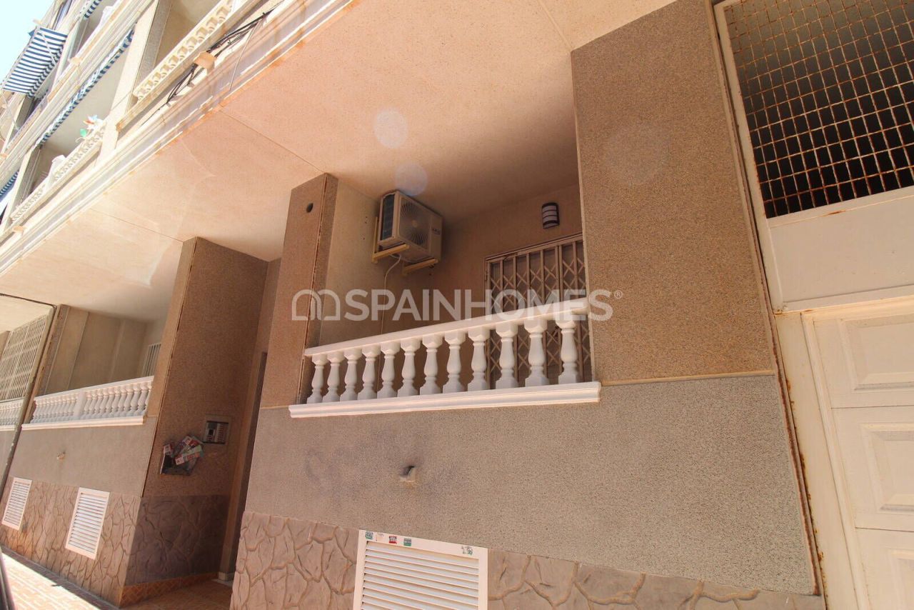 Apartamento en Torrevieja, España, 92 m² - imagen 2
