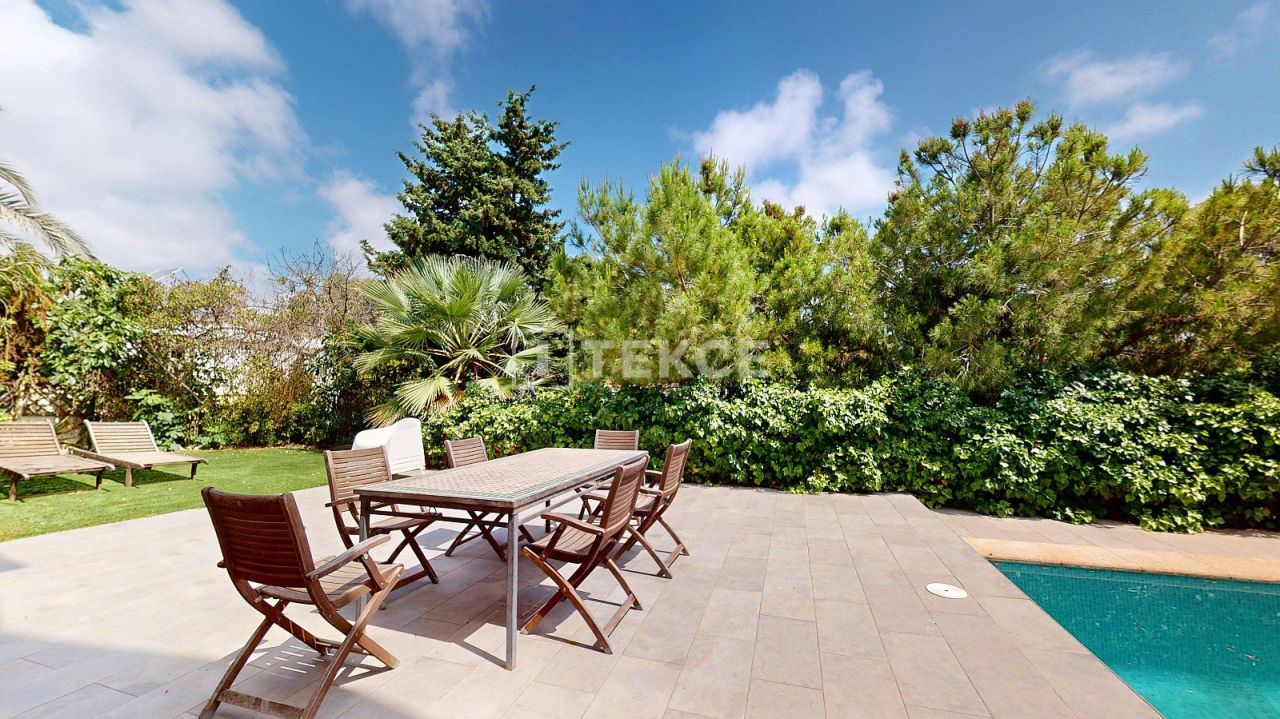 Villa in Orihuela, Spain, 218 m² - picture 17