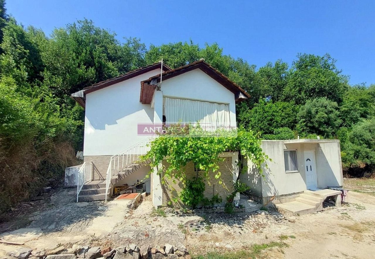 Villa in Herceg-Novi, Montenegro, 69 m² - picture 1