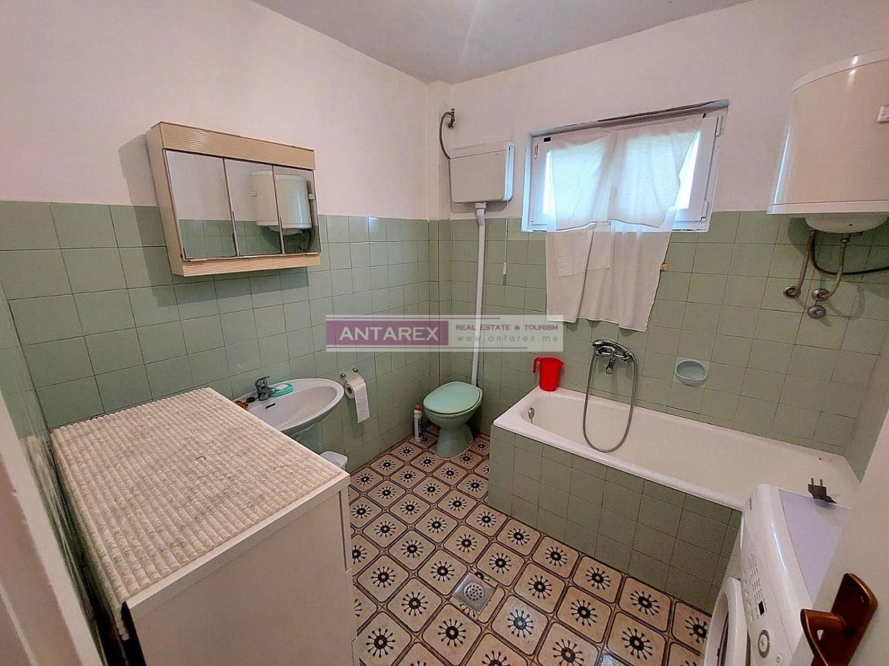 Villa in Igalo, Montenegro, 97 m² - picture 8