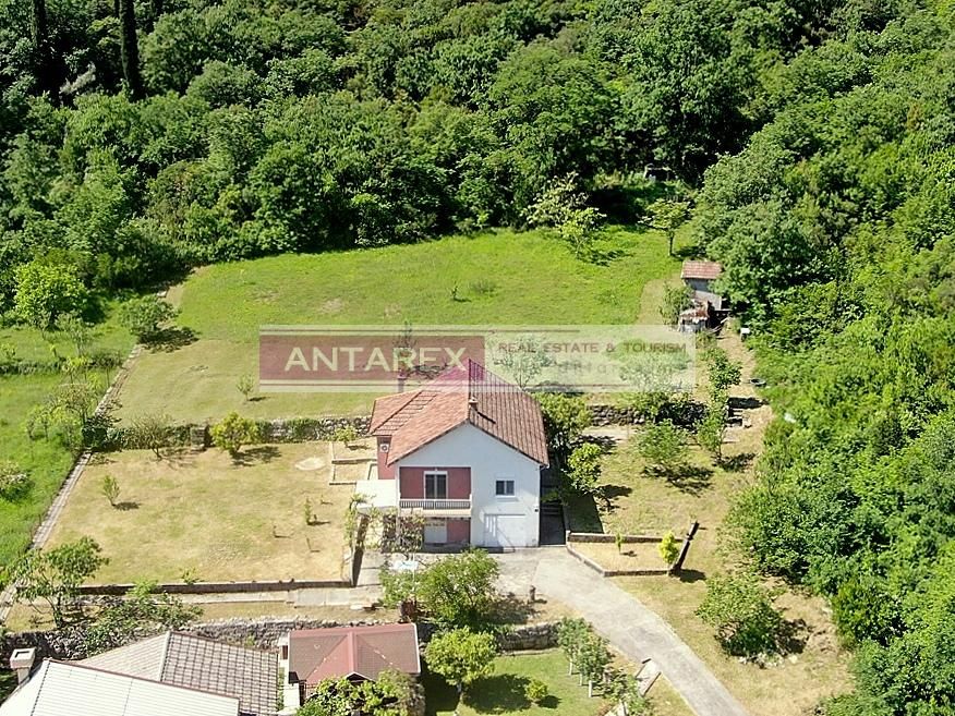 Villa in Igalo, Montenegro, 97 m² - picture 14