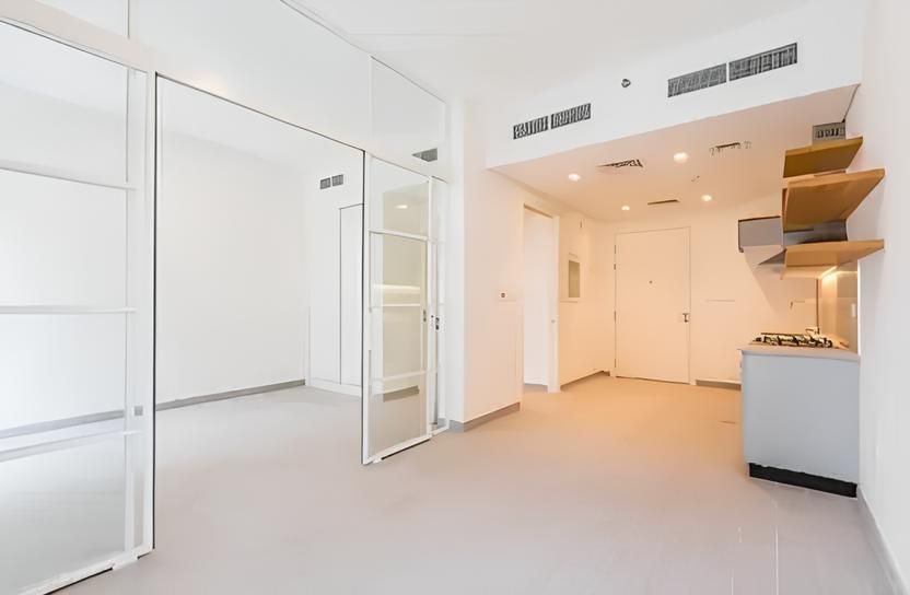 Flat in Dubai, UAE, 47.13 m² - picture 1