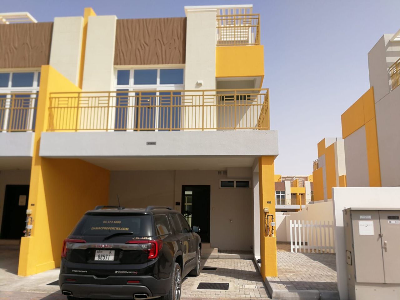 Villa à Dubaï, EAU, 253 m² - image 1