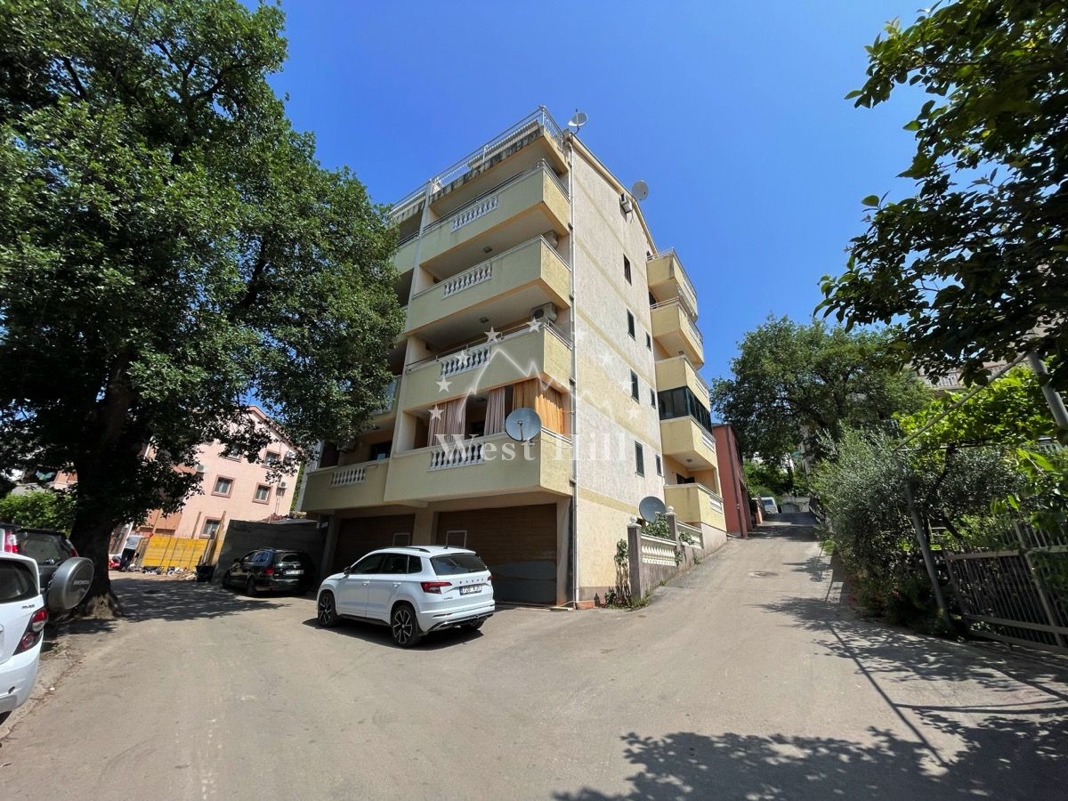 Apartamento en Budva, Montenegro, 38 m² - imagen 1