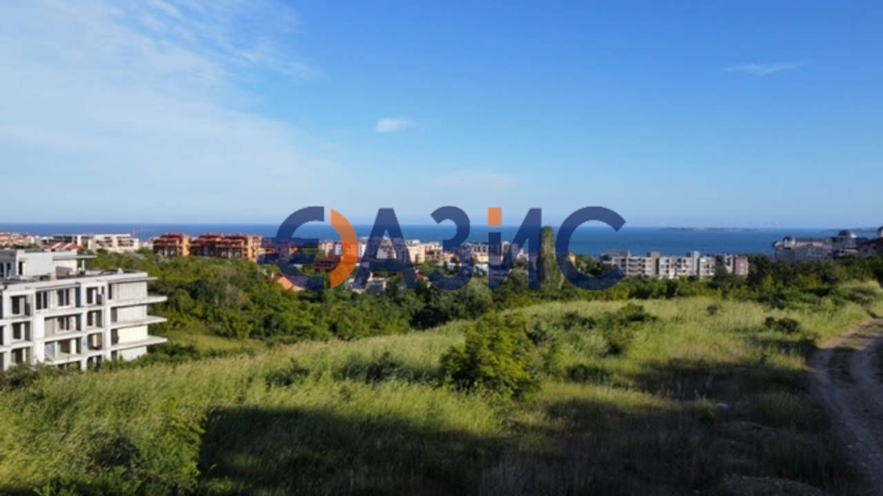Apartment in Sveti Vlas, Bulgaria, 63.7 m² - picture 1
