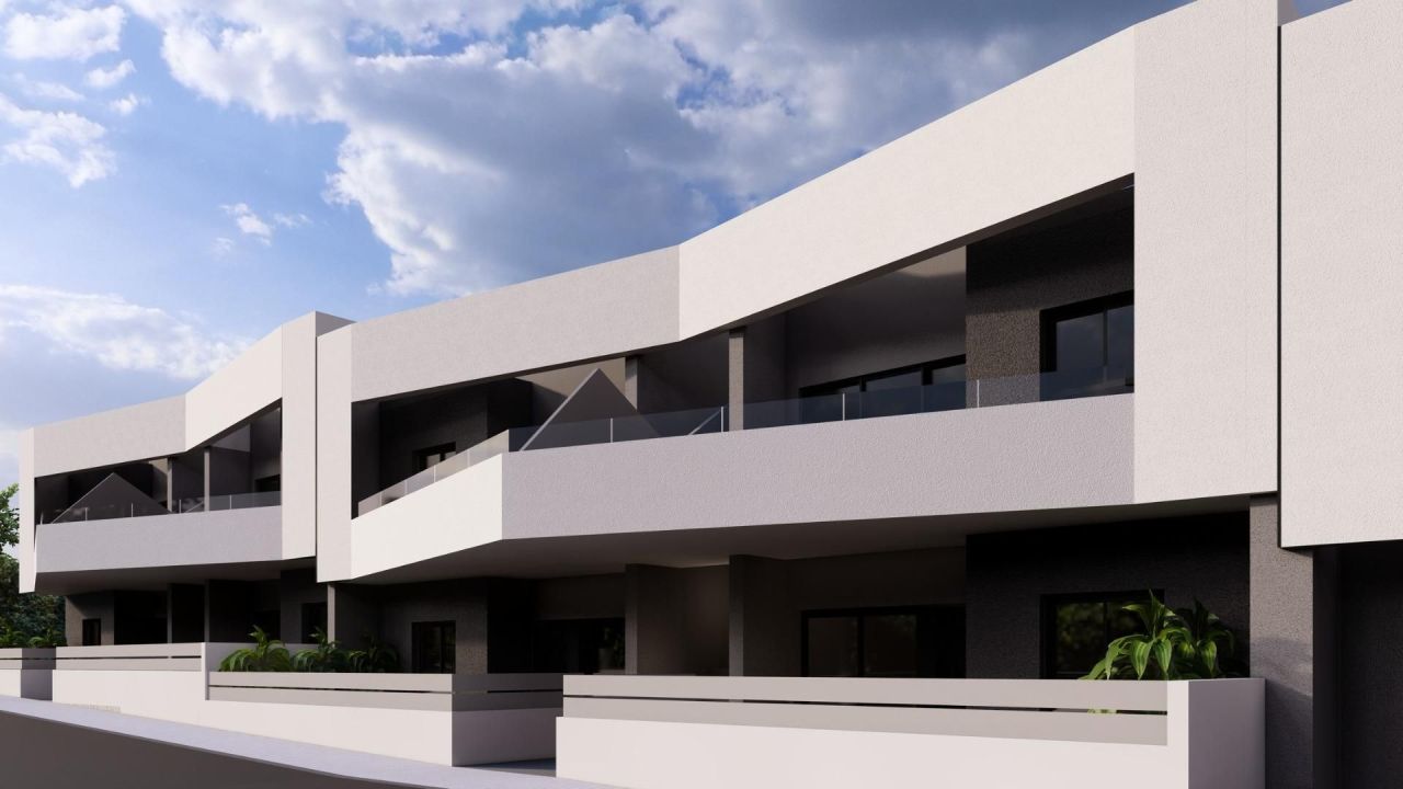Bungalow in San Miguel de Salinas, Spain, 68 m² - picture 1
