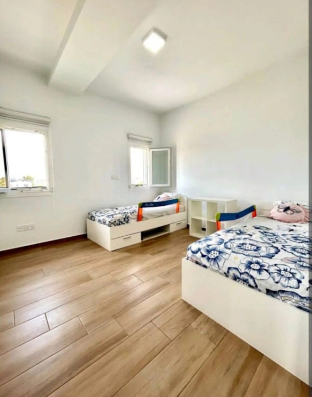 Villa en Lárnaca, Chipre, 175 m² - imagen 4