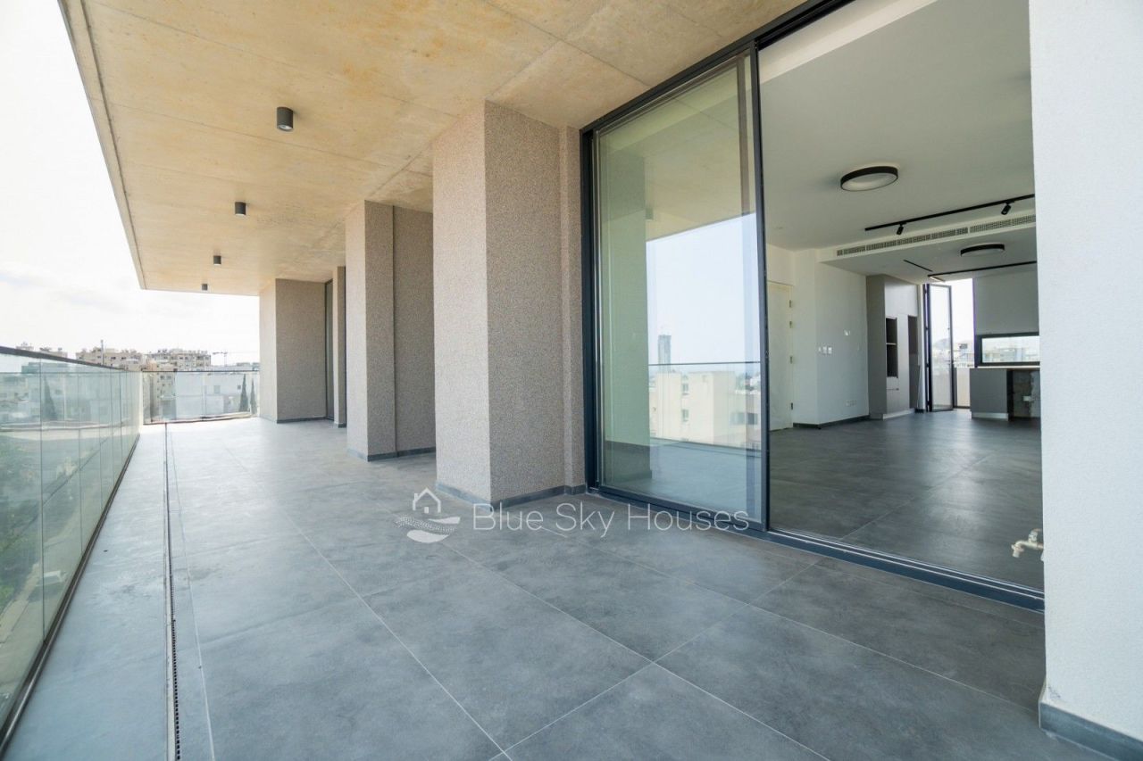 Penthouse in Limassol, Cyprus, 177 m² - picture 4