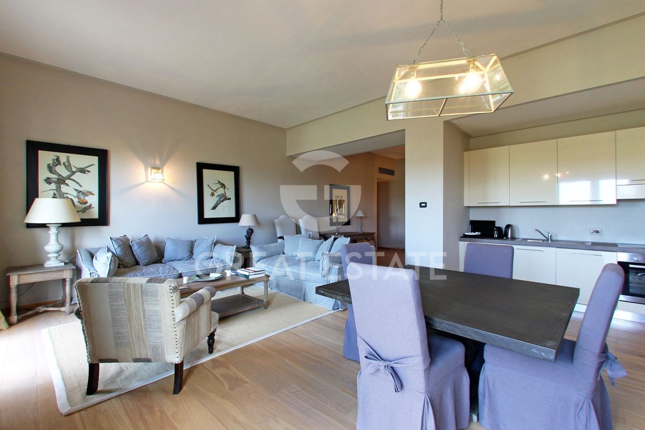 Apartamento San Casciano dei Bagni, Italia, 166.6 m² - imagen 1