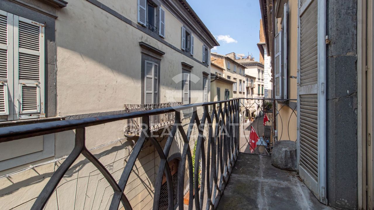 Apartment in Orvieto, Italy, 167.2 m² - picture 2