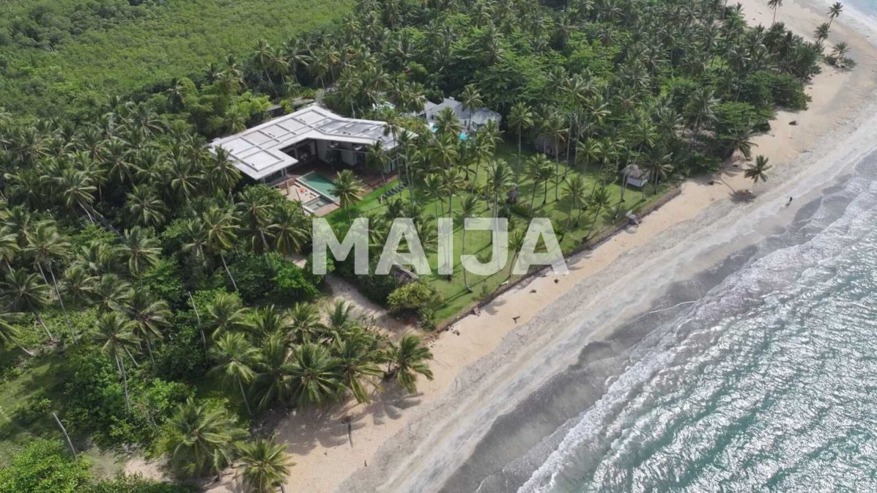 Villa in Las Terrenas, Dominikanische Republik, 1 200 m² - Foto 1