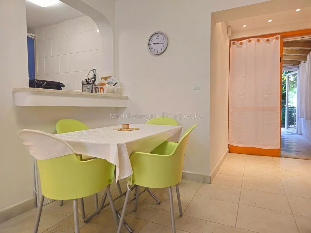 Apartment in Budva, Montenegro, 52 m² - picture 11