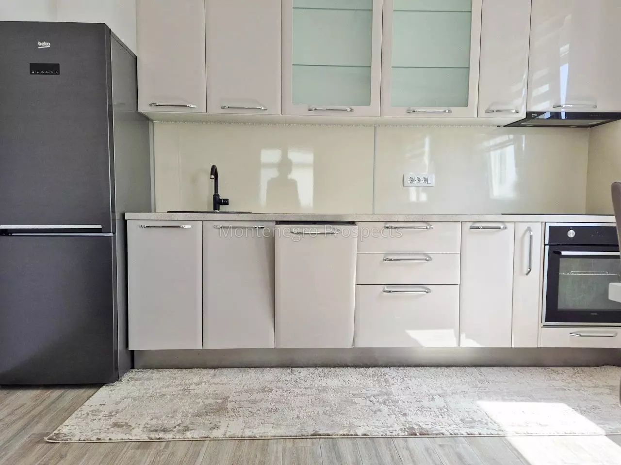 Haus in Bar, Montenegro, 178 m² - Foto 4