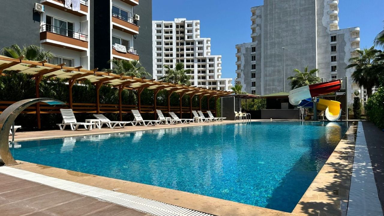 Piso en Mersin, Turquia, 60 m² - imagen 1