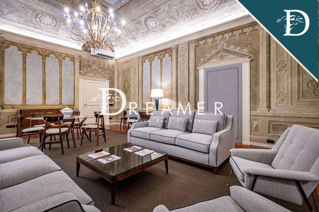 Apartamento en Florencia, Italia, 420.45 m² - imagen 1
