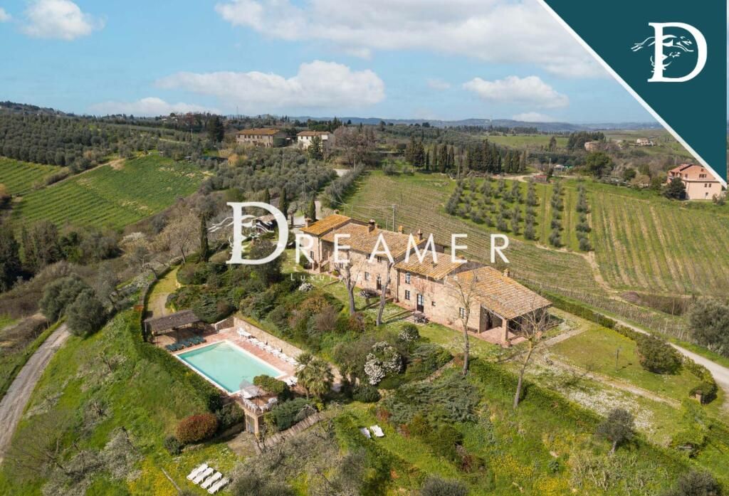 Villa Montaione, Italy, 715.73 m² - picture 1