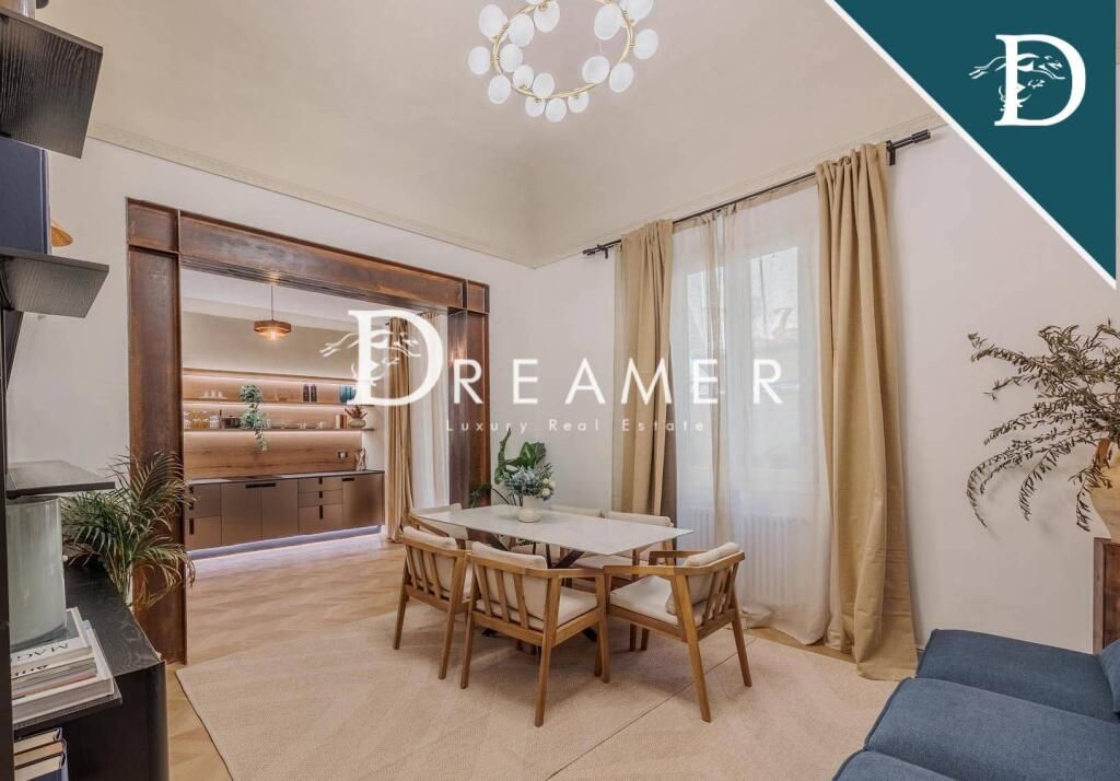Apartment in Florence, Italy, 127.13 m² - picture 1
