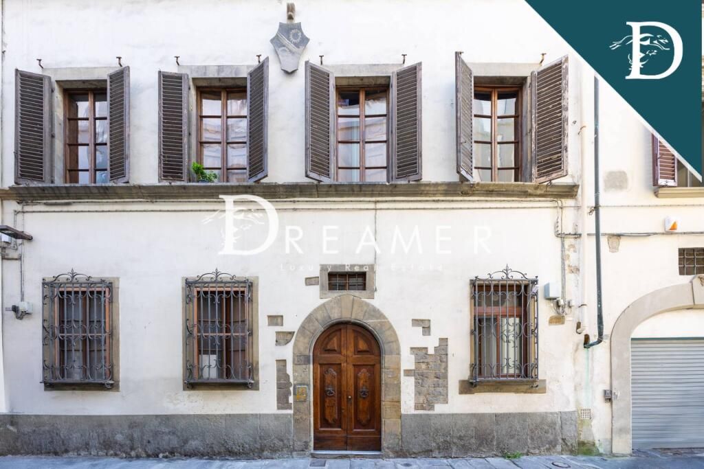 Apartment in Florenz, Italien, 240.22 m² - Foto 1