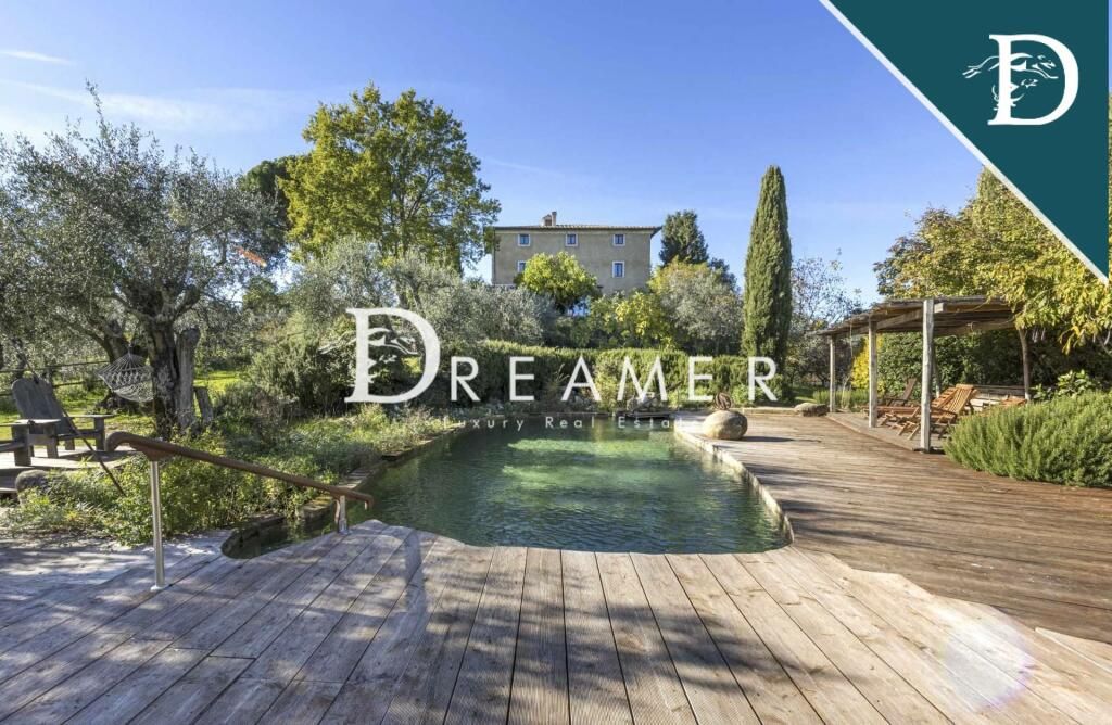 Villa à Montepulciano, Italie, 700.76 m² - image 1