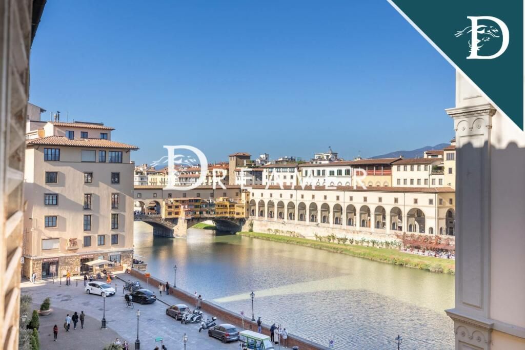 Apartment in Florenz, Italien, 240.22 m² - Foto 1