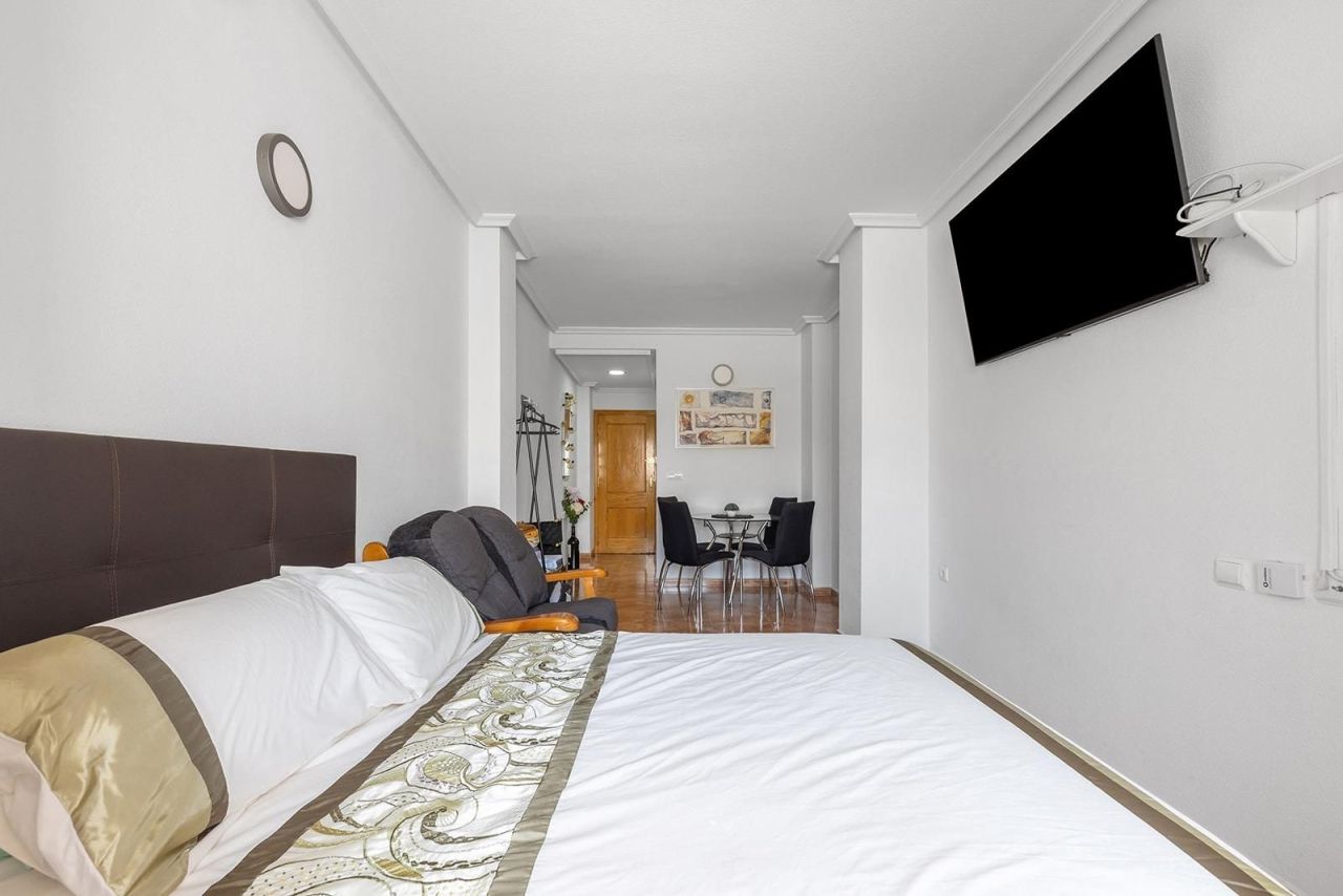 Estudio en Torrevieja, España, 36 m² - imagen 12
