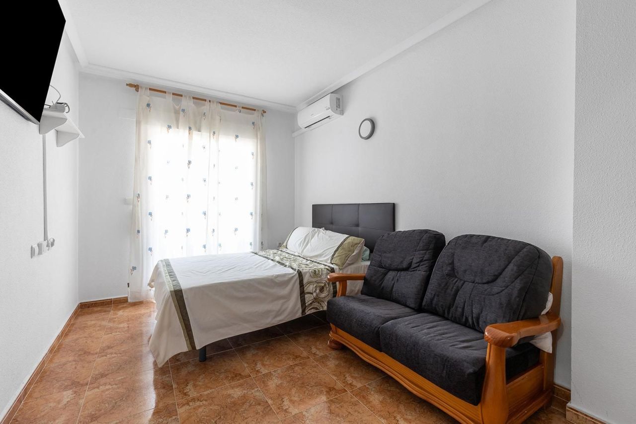 Estudio en Torrevieja, España, 36 m² - imagen 4