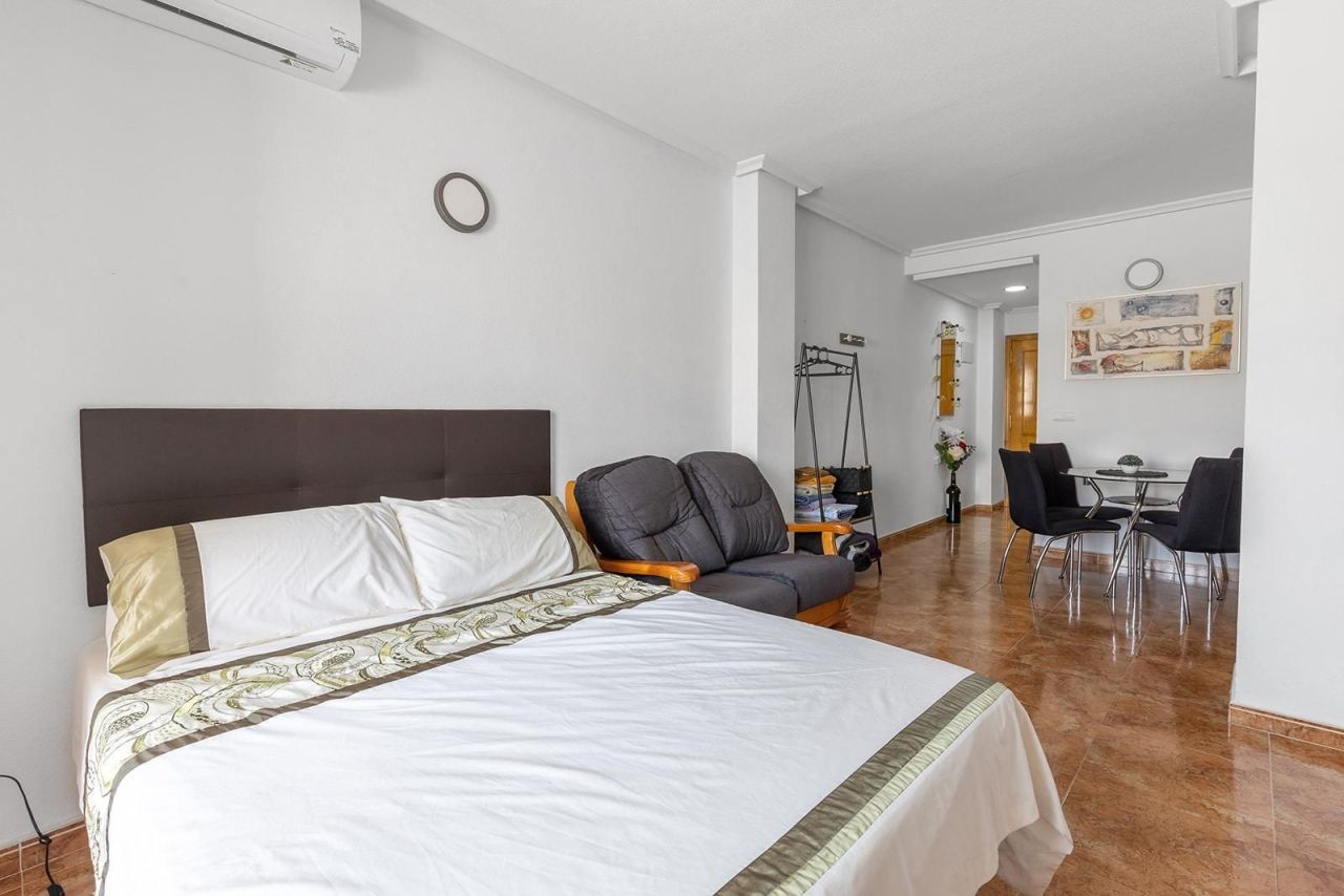 Estudio en Torrevieja, España, 36 m² - imagen 13