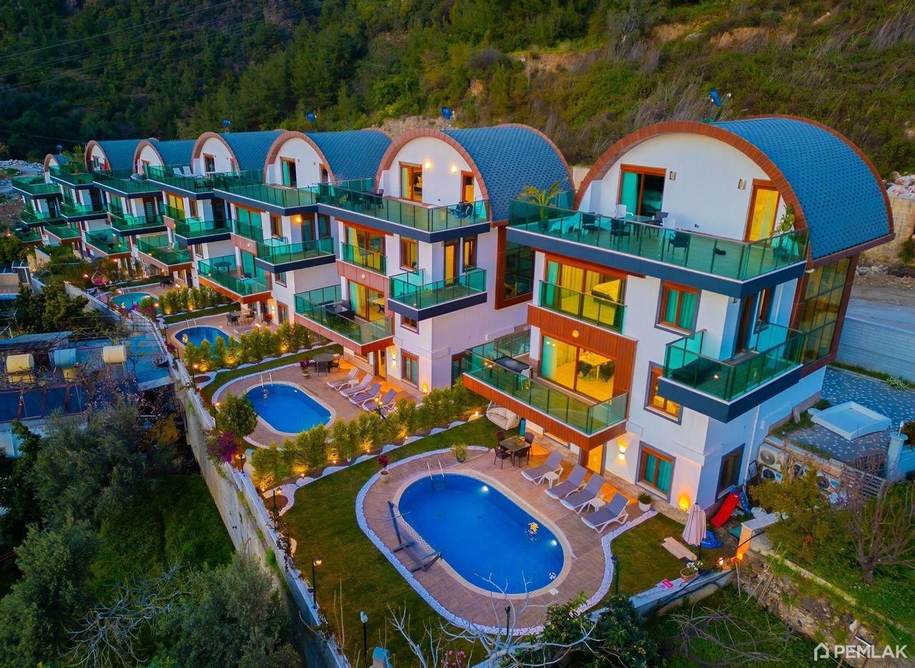Villa à Alanya, Turquie, 490 m² - image 1
