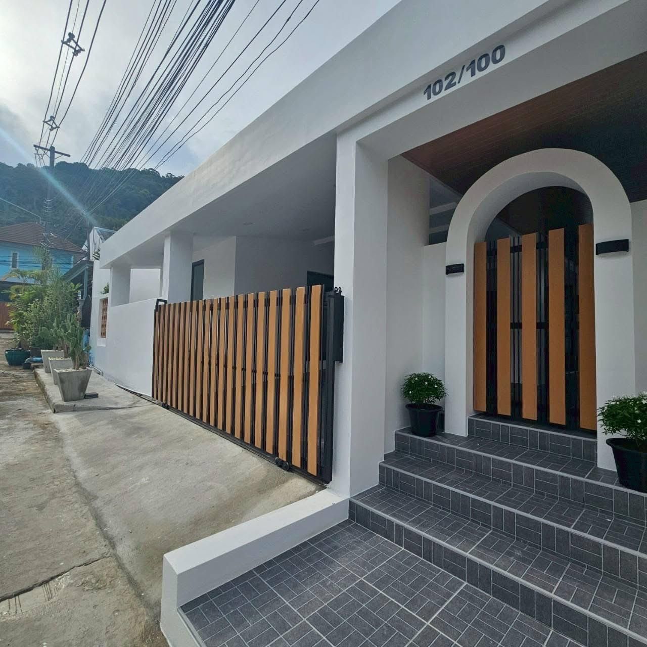 House in Phuket, Thailand, 200 m² - picture 1