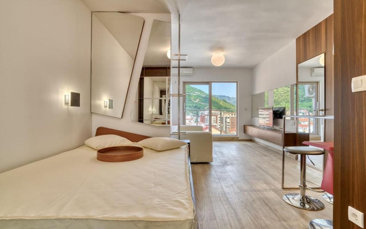 Piso en Budva, Montenegro, 33 m² - imagen 1
