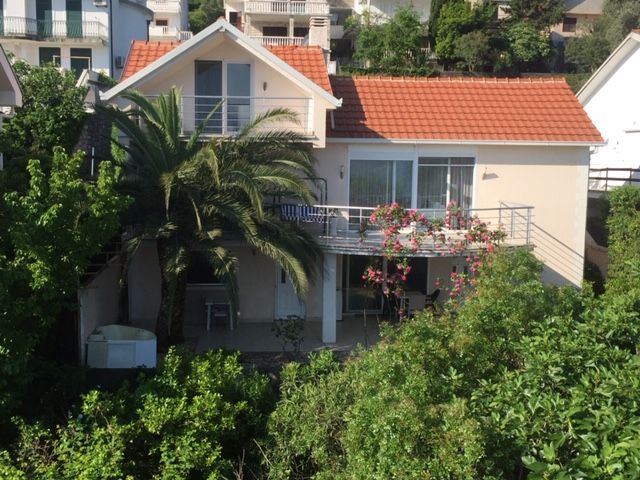 House in Krasici, Montenegro, 140 m² - picture 1