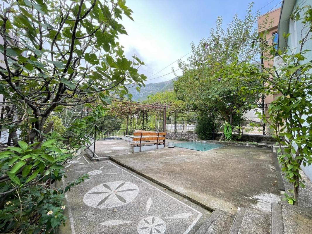 Maison à Sutomore, Monténégro, 70 m² - image 1
