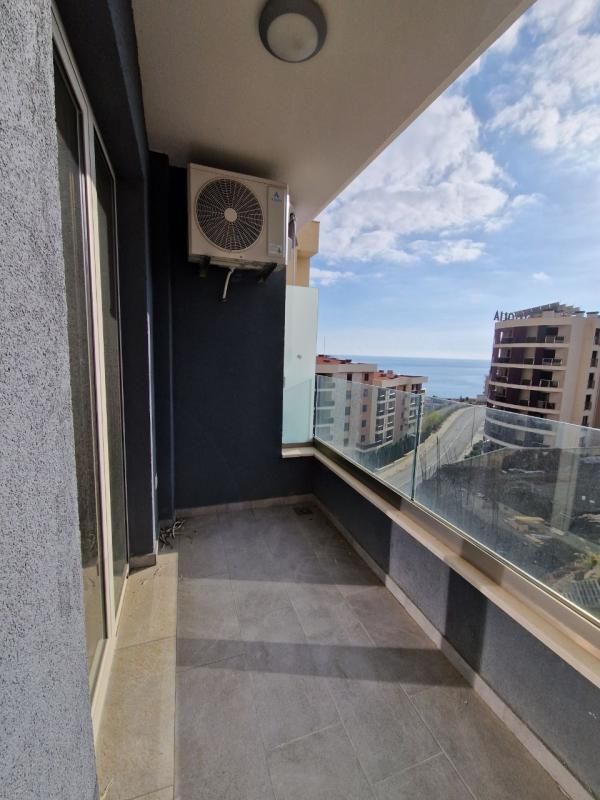 Wohnung in Becici, Montenegro, 48 m² - Foto 1