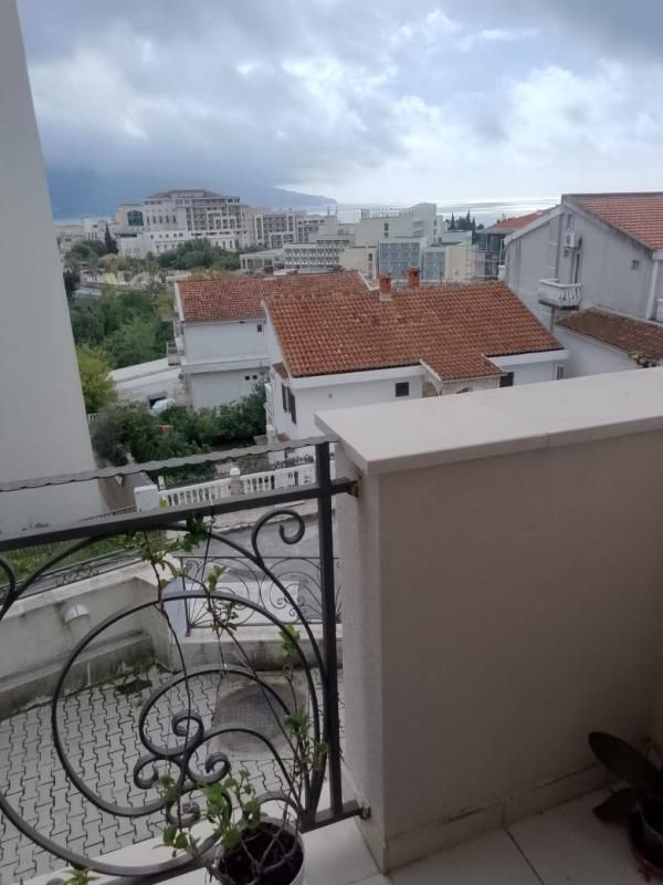 Wohnung in Becici, Montenegro, 51 m² - Foto 1