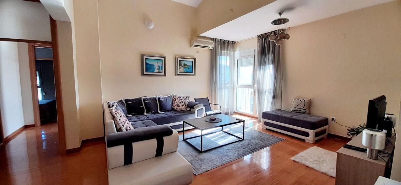 Piso en el Bar, Montenegro, 93 m² - imagen 1