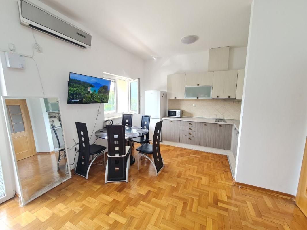Flat in Denovici, Montenegro, 88 m² - picture 1
