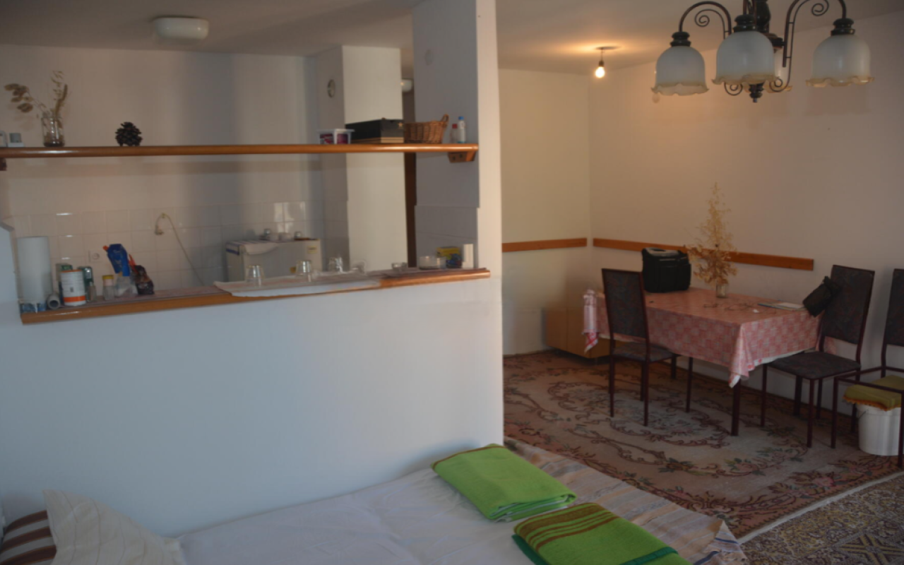 Flat in Dobrota, Montenegro, 37 m² - picture 1