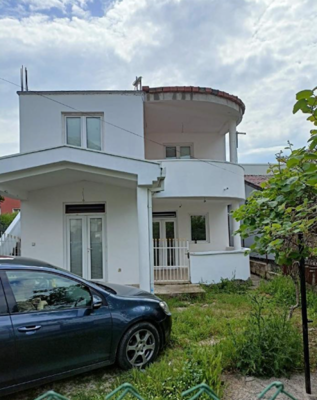 Casa en Dobra Voda, Montenegro, 93 m² - imagen 1